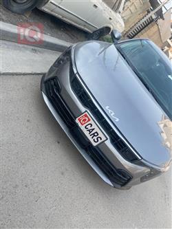 كيا K4